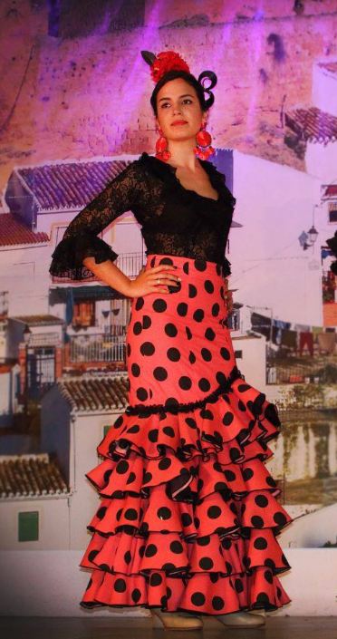 Faldas Rocieras Lunares Fondo Coral Flamenco Spain